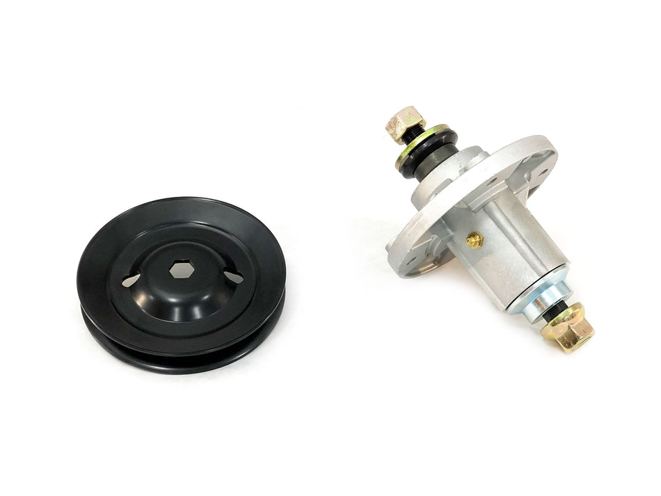 Spindle Assembly Including Pulley Replaces GX20335 Fits John Deere D100-D160, LA100-LA165, X110, X120 and X140 Does not